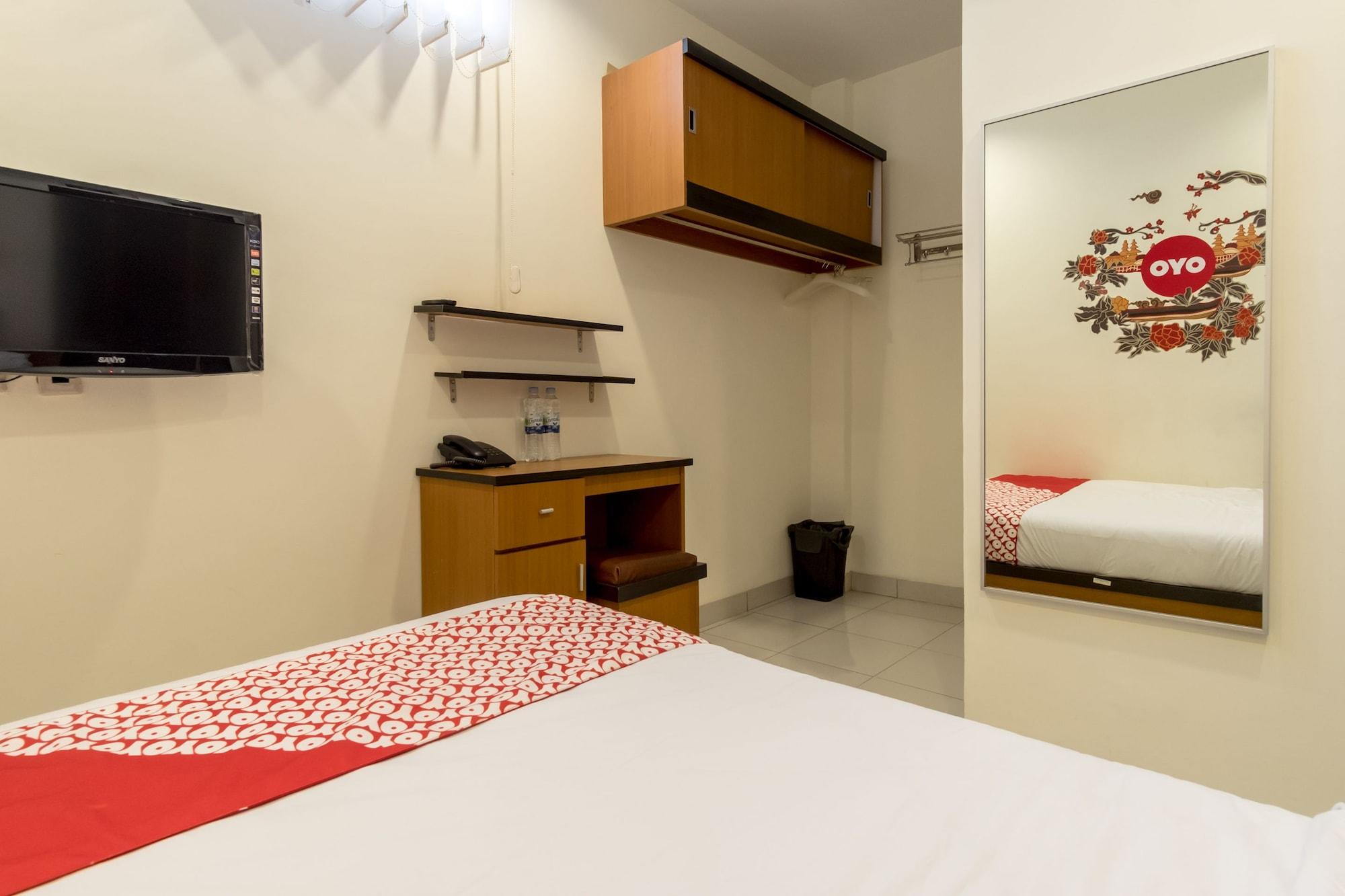 Oyo 294 Andrea Residence Syariah Medan Eksteriør billede