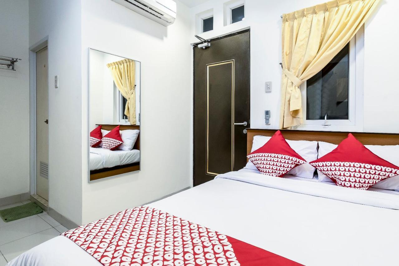 Oyo 294 Andrea Residence Syariah Medan Eksteriør billede