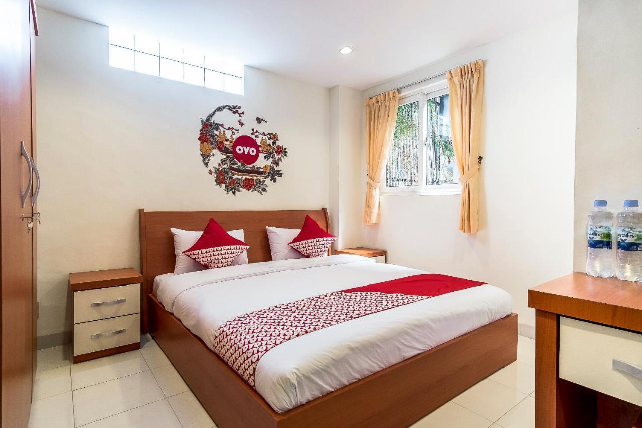 Oyo 294 Andrea Residence Syariah Medan Eksteriør billede